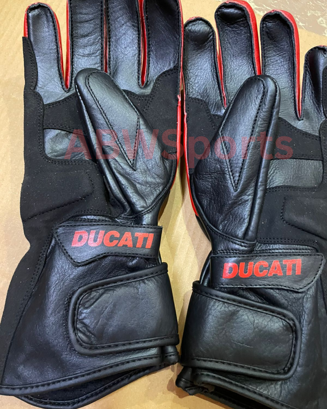 Ducati Performance C3 Leather Gloves (1)