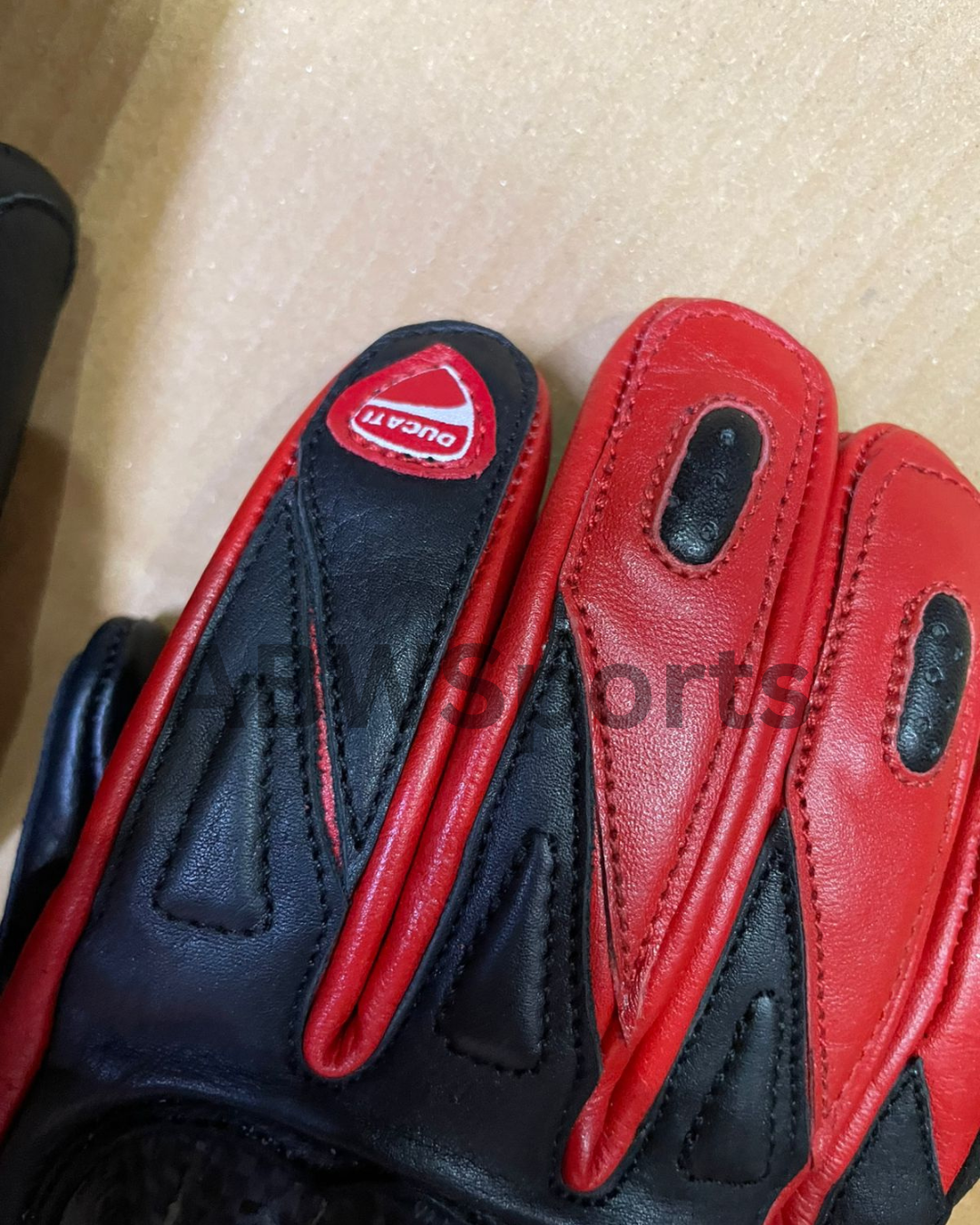 Ducati Performance C3 Leather Gloves (4)